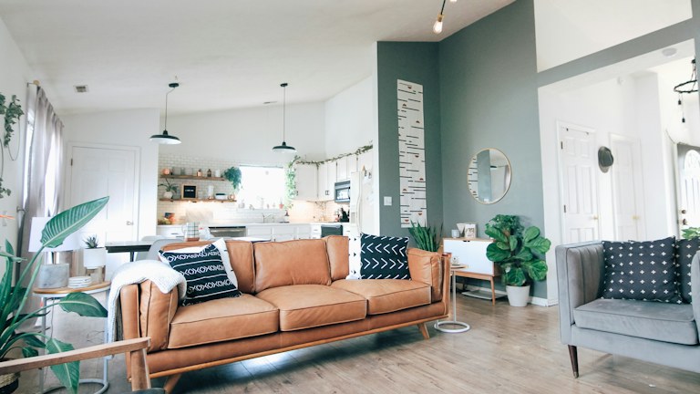 Create a Weekly Home Reset That Does Not Take Over the Weekend