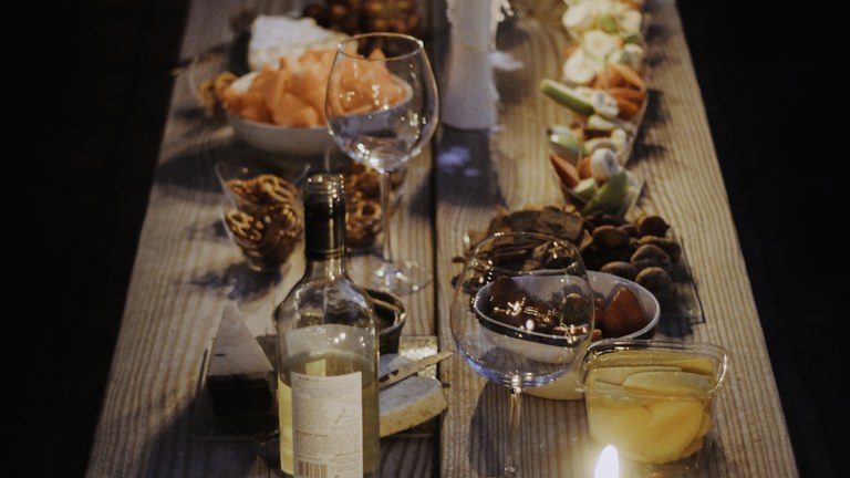 Plan a Small Potluck So the Food and the Hosting Work Together