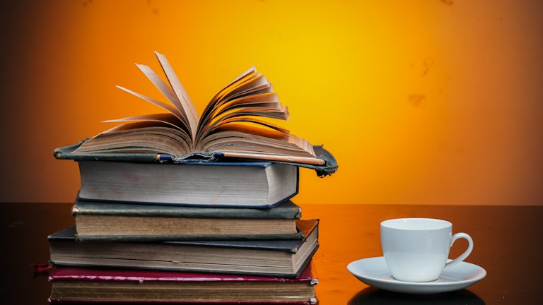 Build a Reading Habit That Fits the Time You Actually Have